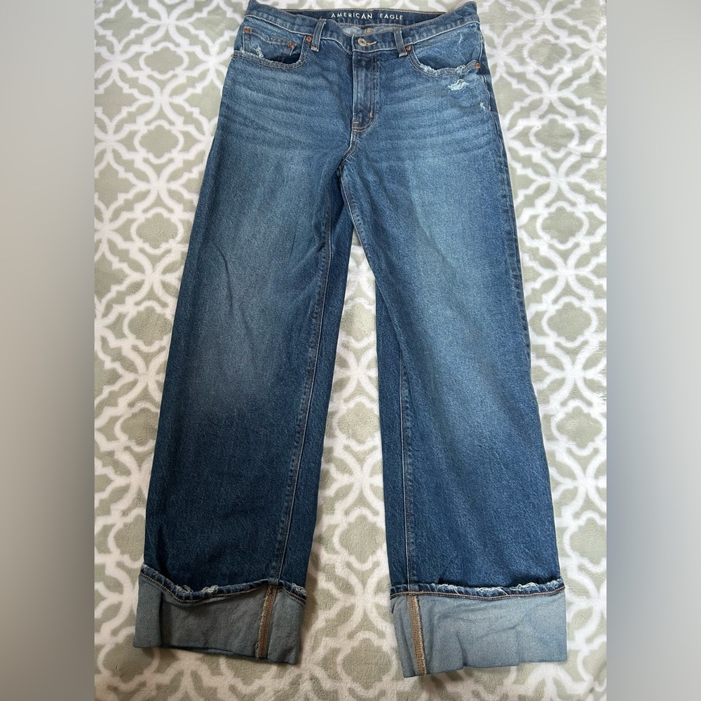 American Eagle dark washed stovepipe jeans